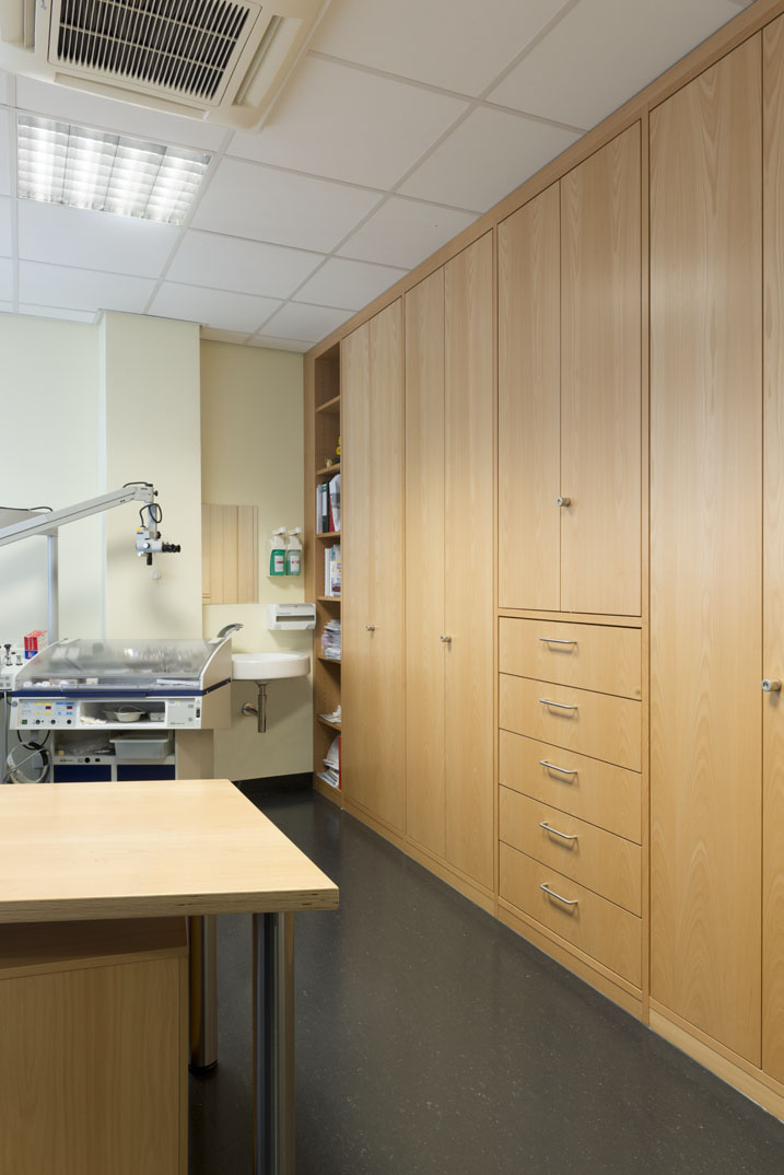 Schrank im Behandlungsraum